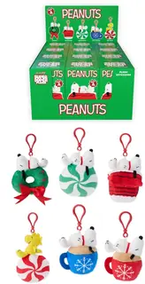 Peanuts - Super Duper Plush - Blind Box Wv4 - Holiday Keychains 12ct Flat — product photo